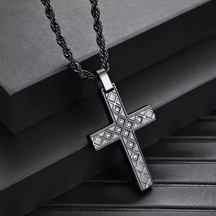 Collier Croix Noire CLH-456
